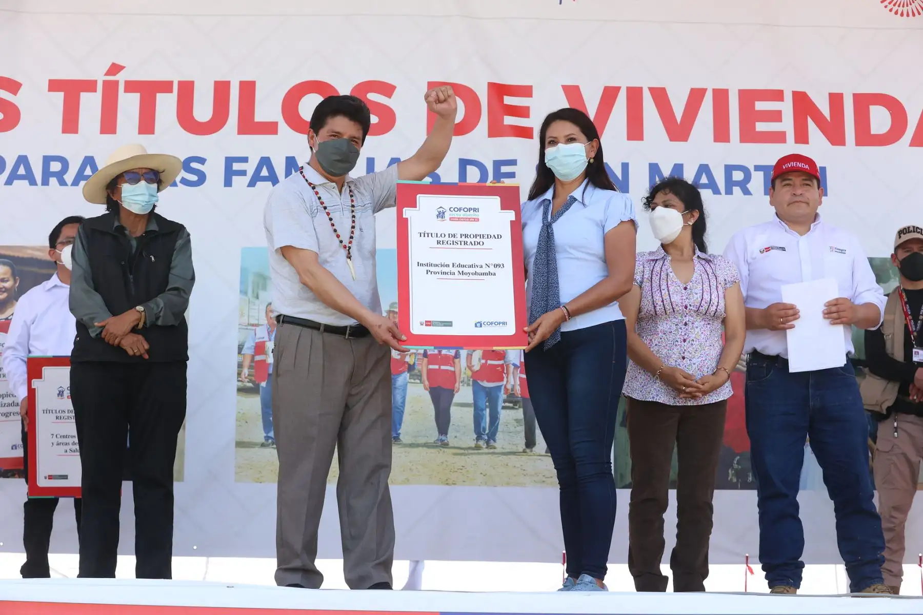 Presidente Pedro Castillo entrega más de 1200 títulos de propiedad de vivienda y equipamiento urbano en Bellavista, región San Martín.
Foto: ANDINA/Prensa Presidencia