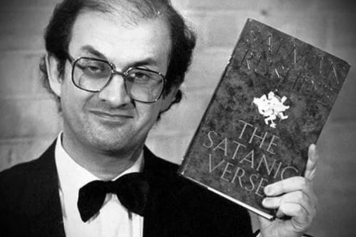 En una entrevista con el diario español El Mundo en 2017, Rushdie, que nunca ocultó el alto concepto que tenía de su obra, dijo sobre la Academia sueca: "Jamás me darán el premio Nobel por miedo a los islamistas". Foto: Internet