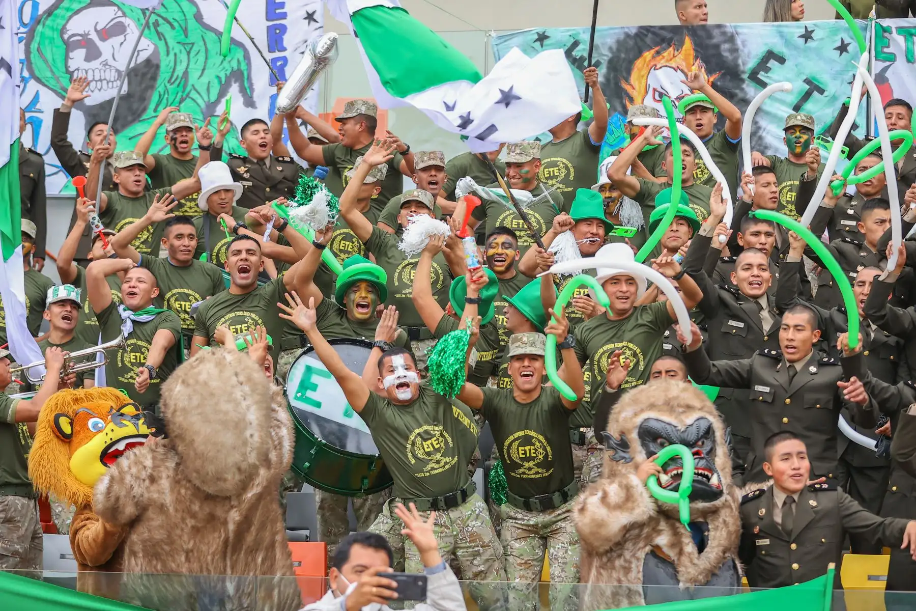 Cadetes, alumnos y personal del Servicio Militar Voluntario del Ejército, Marina de Guerra y Fuerza Aérea participarán de competencias como atletismo, básquet, fútbol, vóley, natación, tiro, lucha libre. 
Foto: ANDINA/Andrés Valle