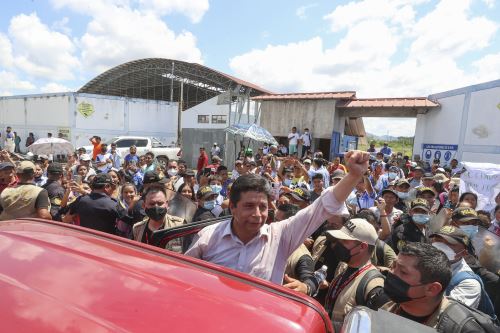 Presidente Pedro Castillo sostiene encuentro con la población de San Rafael en la región San Martín
