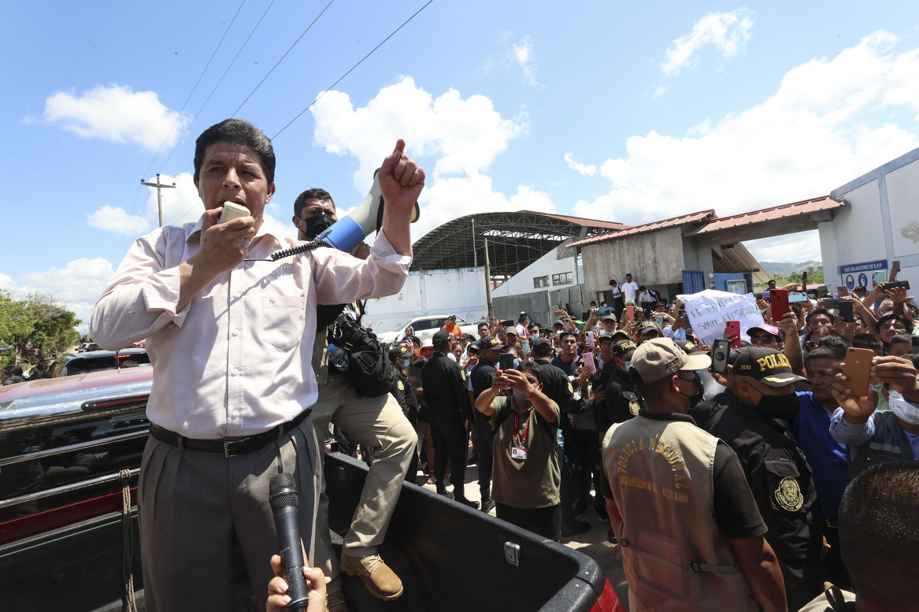 Presidente Pedro Castillo sostiene encuentro con la población de San Rafael, región San Martín.
Foto: ANDINA/Prensa Presidencia