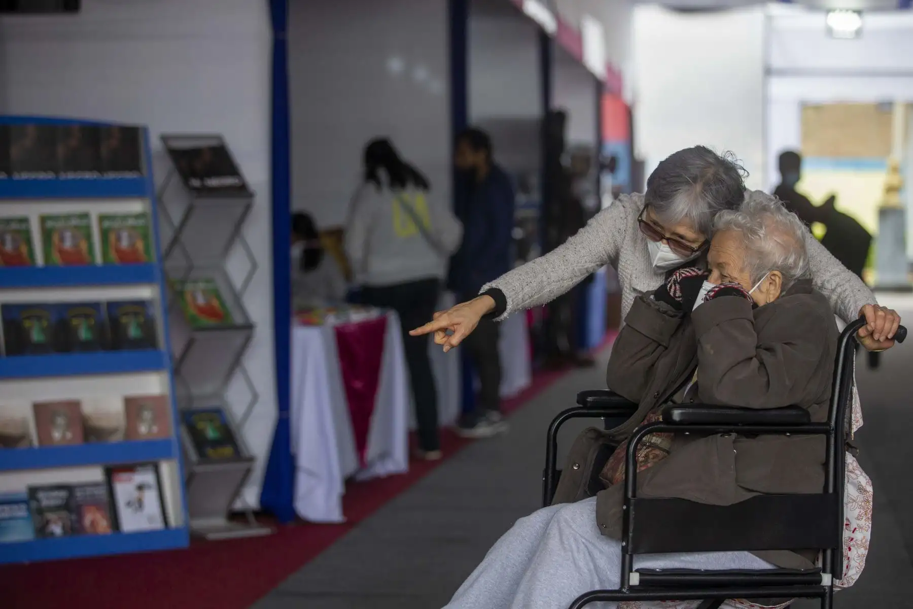 Inició la 4ta Feria del Libro Bellavista 2022 donde el público pudo apreciar los libros más sonados en la literatura actual de Perú y Colombia. Foto: ANDINA/Carla Patiño
