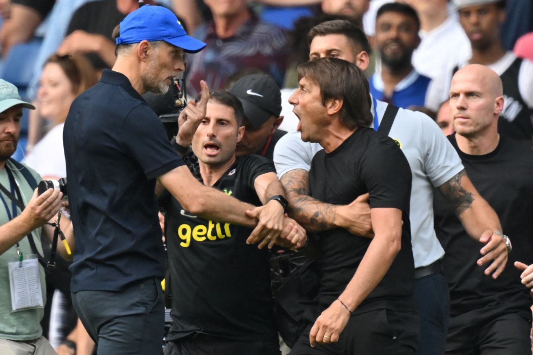 Los técnicos Thomas Tuchel y Antonio Conte estuvieron a un paso de llegar a las manos tras la conclusión del duelo entre Chelsea y Tottenham