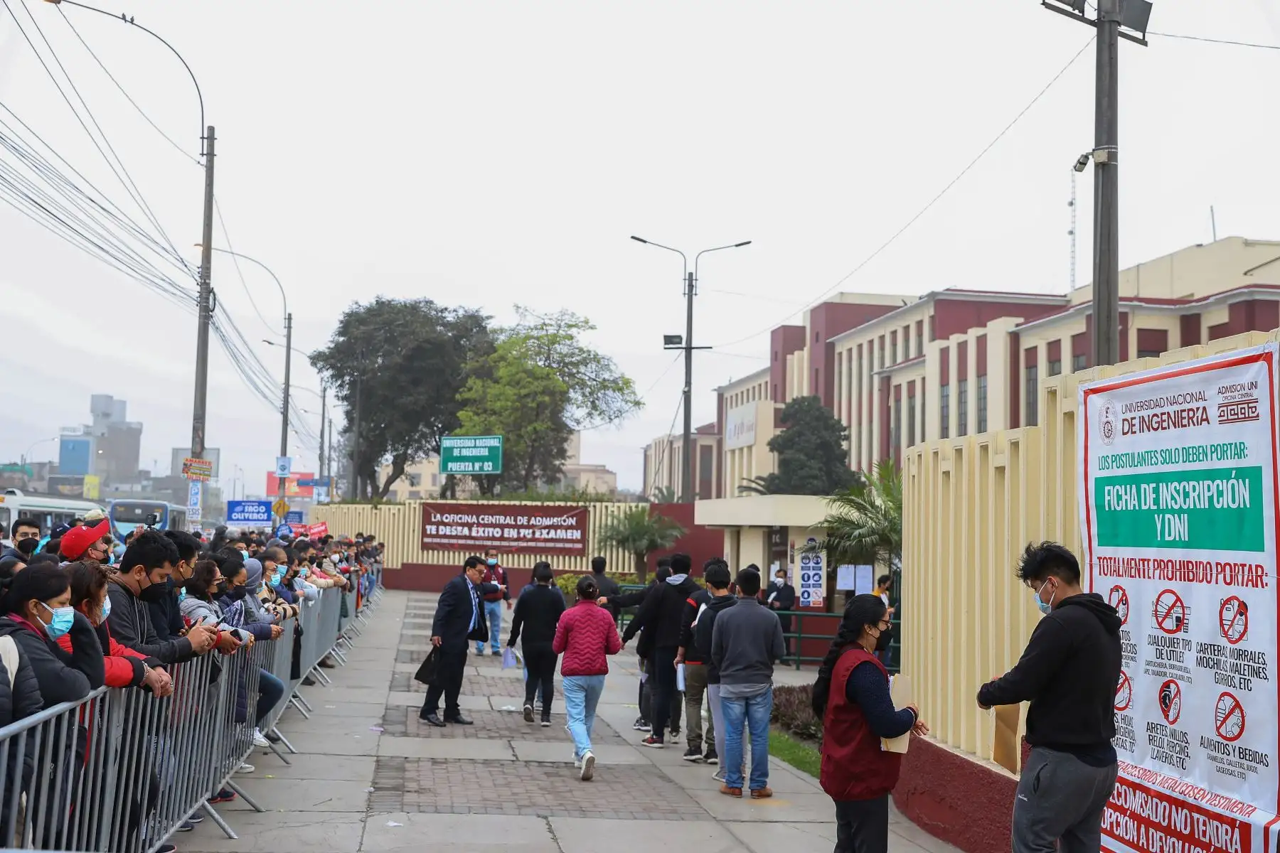 Un total de 4,062 postulantes se han inscrito para participar en el examen de admisión presencial 2022-II que la Universidad Nacional de Ingeniería (UNI).
Foto: ANDINA/Andrés Valle