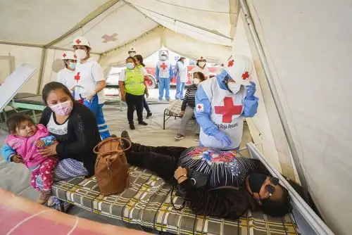 Durante la simulación se ejecutaron acciones de primera respuesta. Foto: Mindef