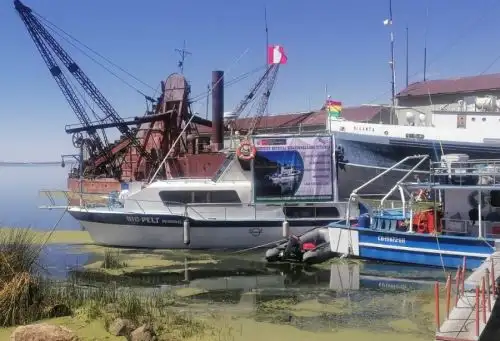 Un crucero binacional Perú-Bolivia para evaluar la biomasa del lago Titicaca ha iniciado la Autoridad Binacional del Lago Titicaca con la finalidad de determinar la cantidad de biomasa de las diversas especies que conforman los recursos pesqueros y que sirva de base para el manejo del ordenamiento de las pesquerías en ambos países.