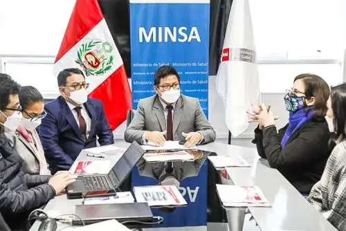 El Minsa descartó “por el momento” el retiro del uso de la mascarilla entre los escolares que asisten a las escuelas públicas y privadas, debido a que estamos en una cuarta ola de la pandemia. Foto: Difusión