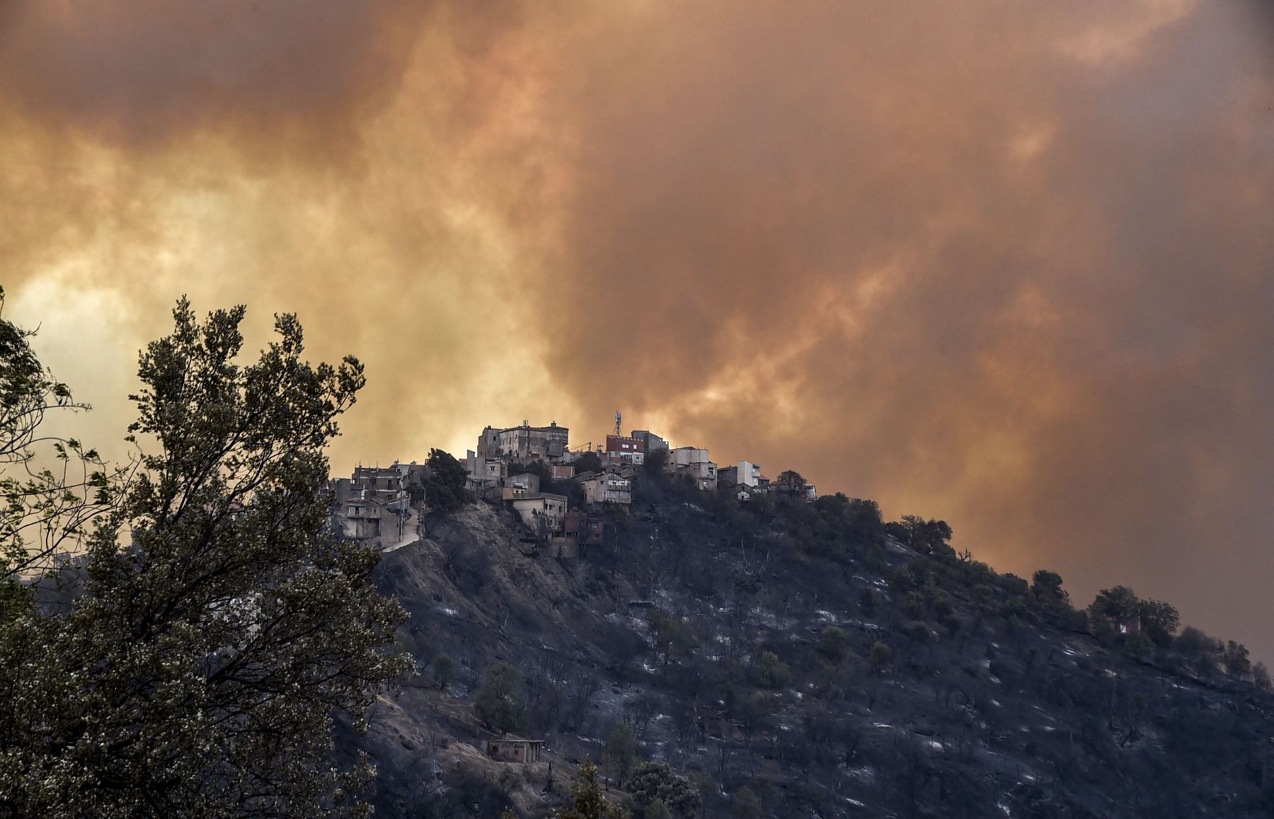 El calentamiento global aumenta la probabilidad de olas de calor y sequías y, a su vez, de incendios. Foto de archivo: AFP