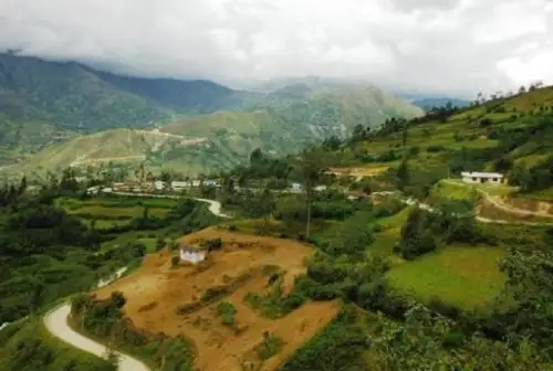 El MTC, a través de Provias Nacional rehabilitará y mejorará el tramo de la carretera nacional Puente Rancho-Chaglla-Rumichaca, ubicado en la provincia de Pachitea, del departamento de Huánuco, con la pronta aprobación del estudio definitivo para la ejecución de este importante proyecto vial.