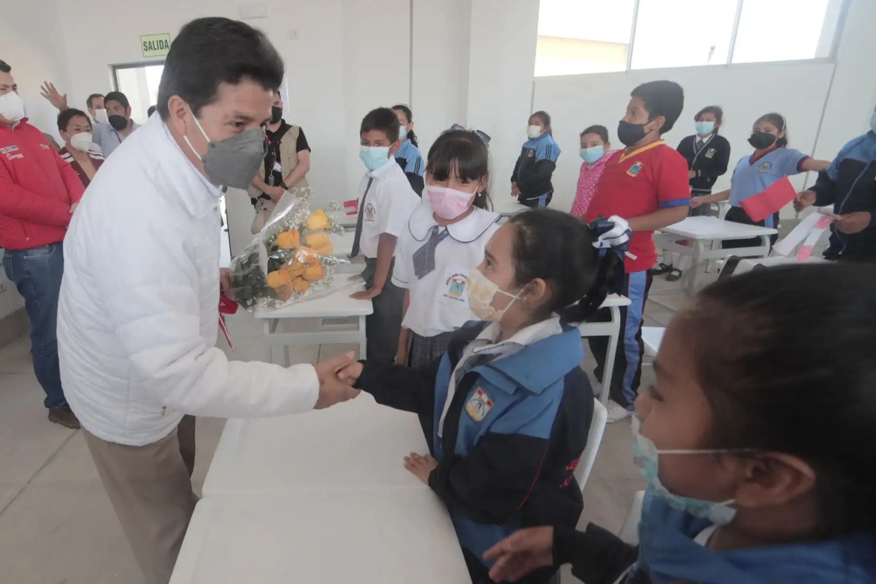 El presidente Pedro Castillo participa en la ceremonia de inauguración de la rehabilitación de la institución educativa María Parado de Bellido, ubicada en el distrito de José Leonardo Ortiz, región Lambayeque. Foto: ANDINA/Difusión