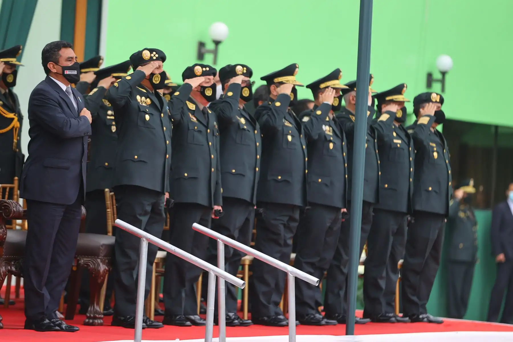 Con la presencia del Ministro del Interior, Willy Huerta Olivas y el Comandante General PNP, General de Policía, Luis Vera Llerena, la Policía Nacional del Perú, a través de la Región Policial Lima llevó a cabo la Ceremonia por el 19° Aniversario del Escuadrón Verde.
Foto: ANDINA/Andrés Valle