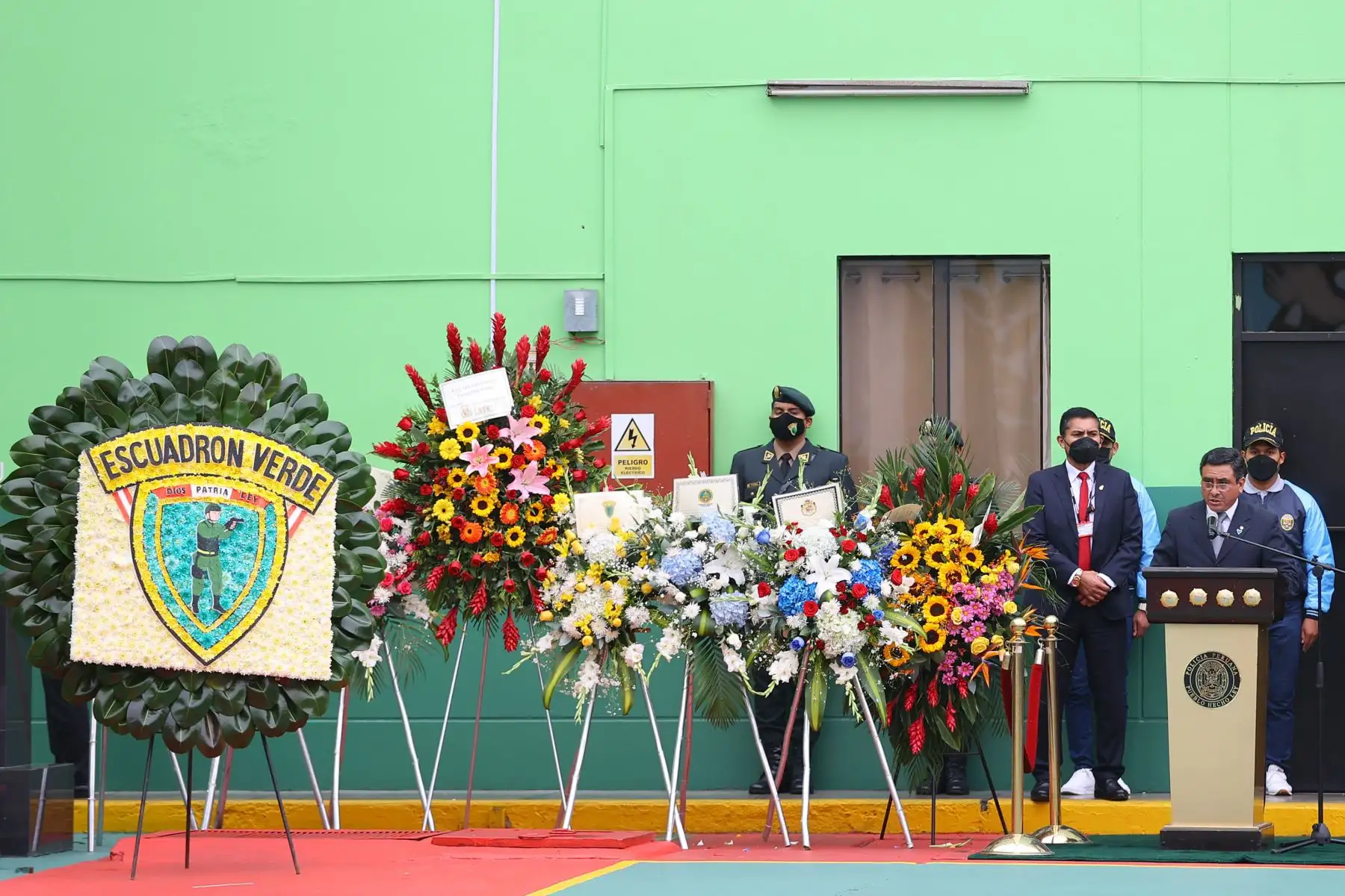 Con la presencia del Ministro del Interior, Willy Huerta Olivas y el Comandante General PNP, General de Policía, Luis Vera Llerena, la Policía Nacional del Perú, a través de la Región Policial Lima llevó a cabo la Ceremonia por el 19° Aniversario del Escuadrón Verde.
Foto: ANDINA/Andrés Valle