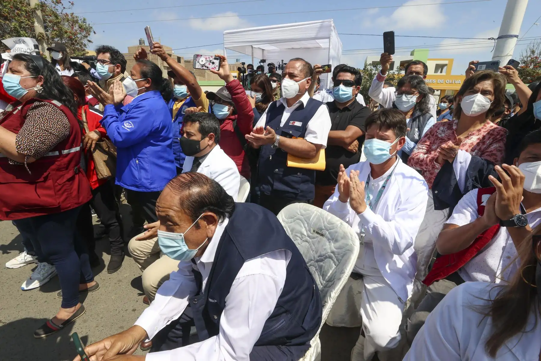 Presidente de la república, Pedro Castillo, entrega tres ambulancias para la región Lambayeque.
Foto: ANDINA/Prensa Presidencia