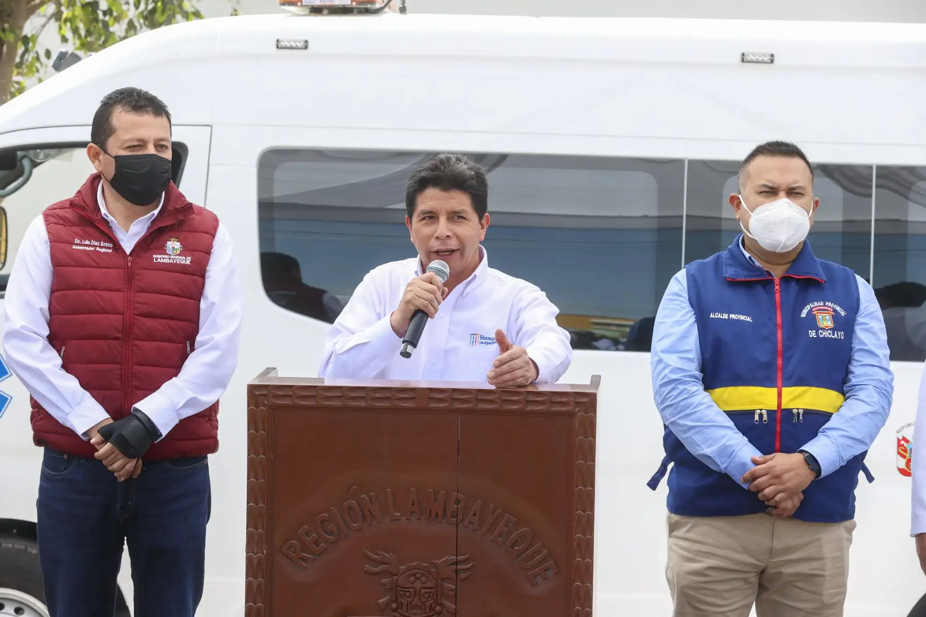 Presidente de la república, Pedro Castillo, entrega tres ambulancias para la región Lambayeque.
Foto: ANDINA/Prensa Presidencia
