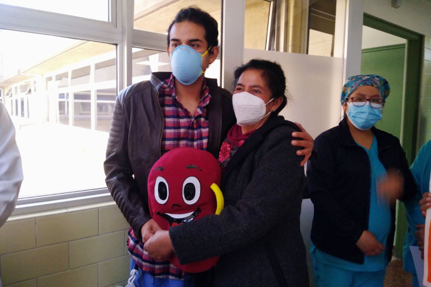 Yohans Jersy Vásquez Castro fue trasplantado del riñón gracias a la donación de su madre. Foto: ANDINA/Difusión
