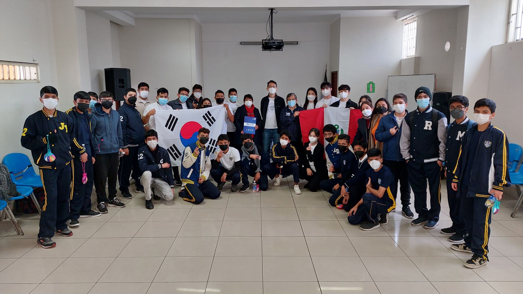 Universidad de Corea y UNI capacitaron en ciberseguridad a escolares de Lima