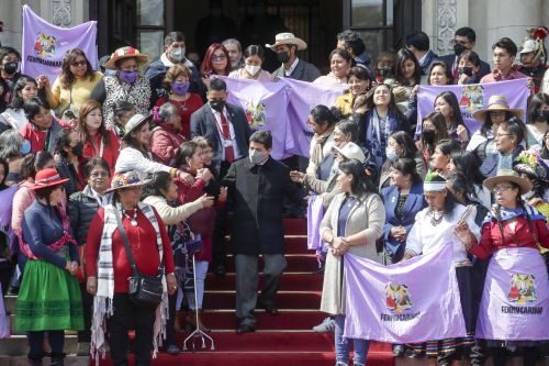Presidente Pedro Castillo  sostiene encuentro con mujeres campesinas y originarias de la Federación Nacional de Mujeres Campesinas, Artesanas, Indígenas, Nativas y Asalariadas del Perú