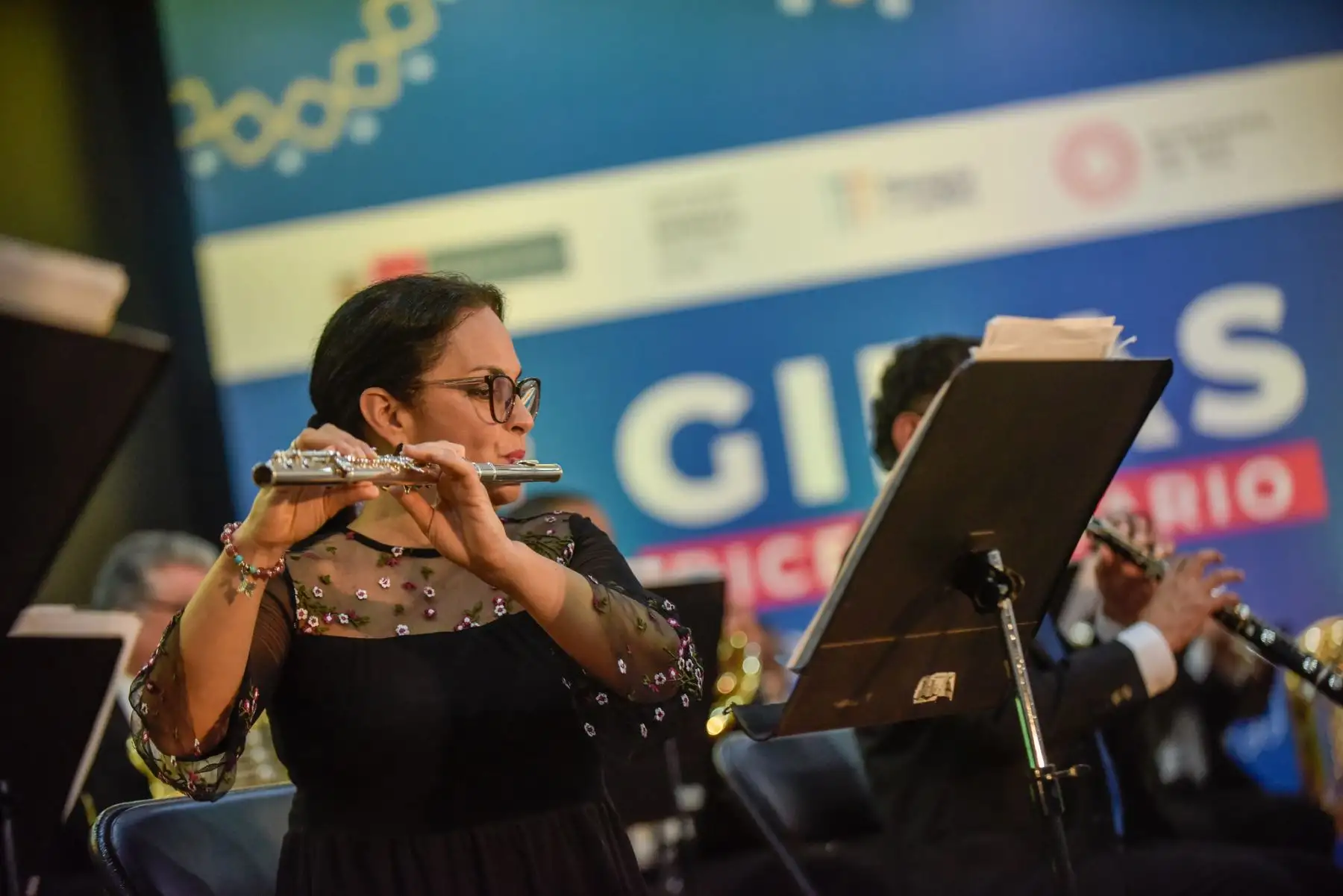 Orquesta Sinfónica Nacional interpretó clásicos mundiales y piezas peruanas como “La flor de la canela” y “El cóndor pasa”. Evento se realizó en la víspera del aniversario del Callao.
Foto: Bicentenario Perú 2021