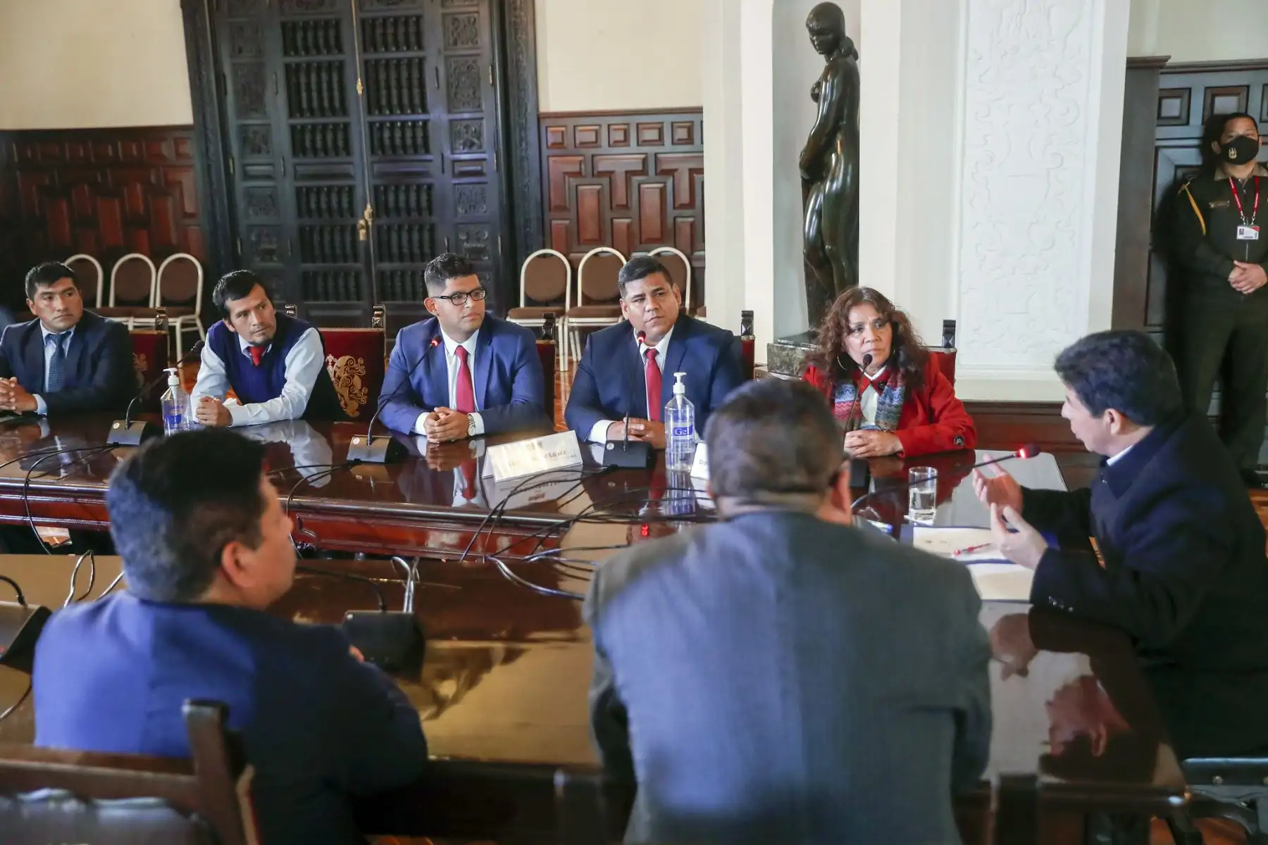 Presidente de la República, Pedro Castillo, se reunió con trabajadores del Poder Judicial.
Foto: ANDINA/Prensa Presidencia