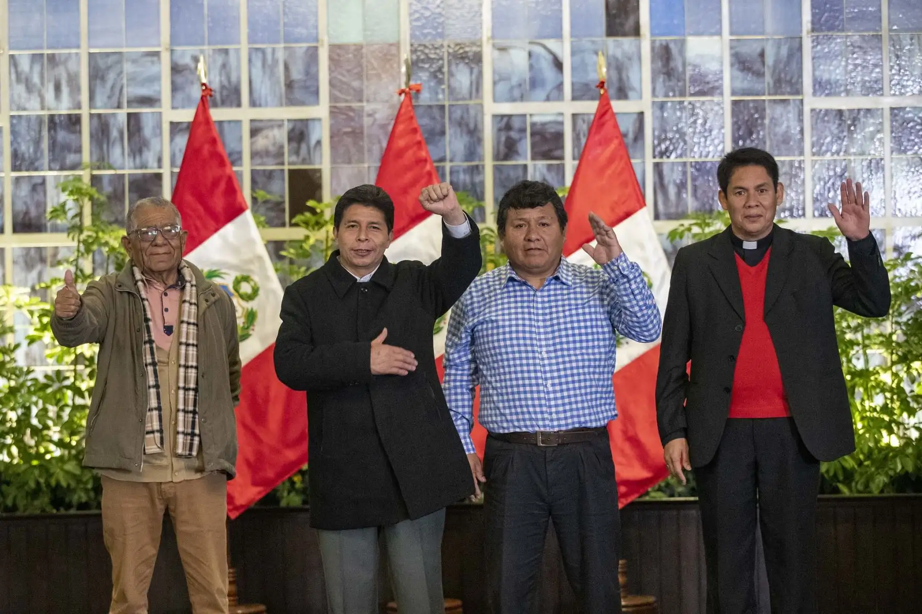 Presidente Pedro Castillo se reúne  con dirigentes sociales de la Institución de Apoyo a los Pueblos Olvidados (INAPO).
Foto: ANDINA/Prensa Presidencia