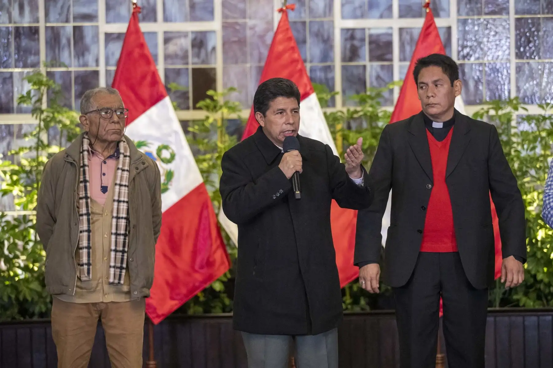 Presidente Pedro Castillo se reúne  con dirigentes sociales de la Institución de Apoyo a los Pueblos Olvidados (INAPO).
Foto: ANDINA/Prensa Presidencia