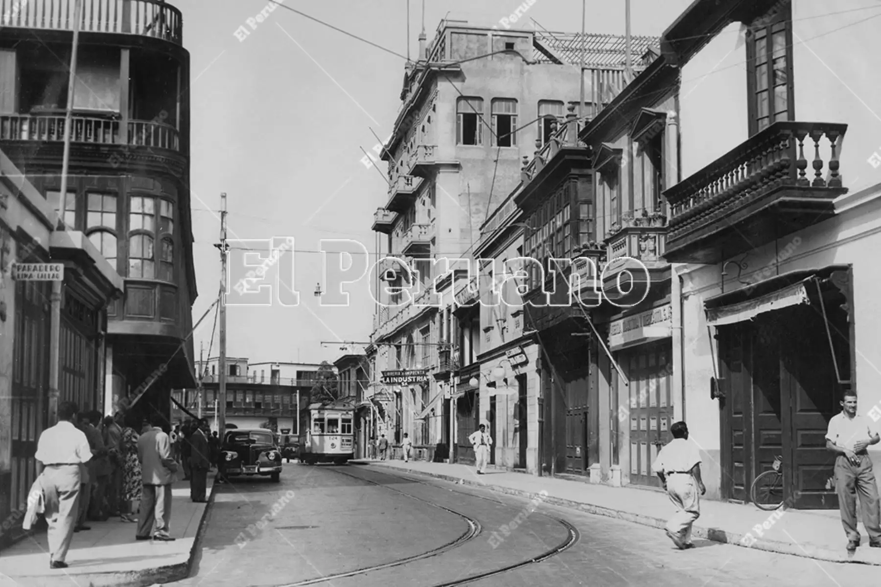 Callao - 1952 / Calle Constitución y el edifico Ronald en la parte central.
 Foto: Archivo Histórico de El Peruano