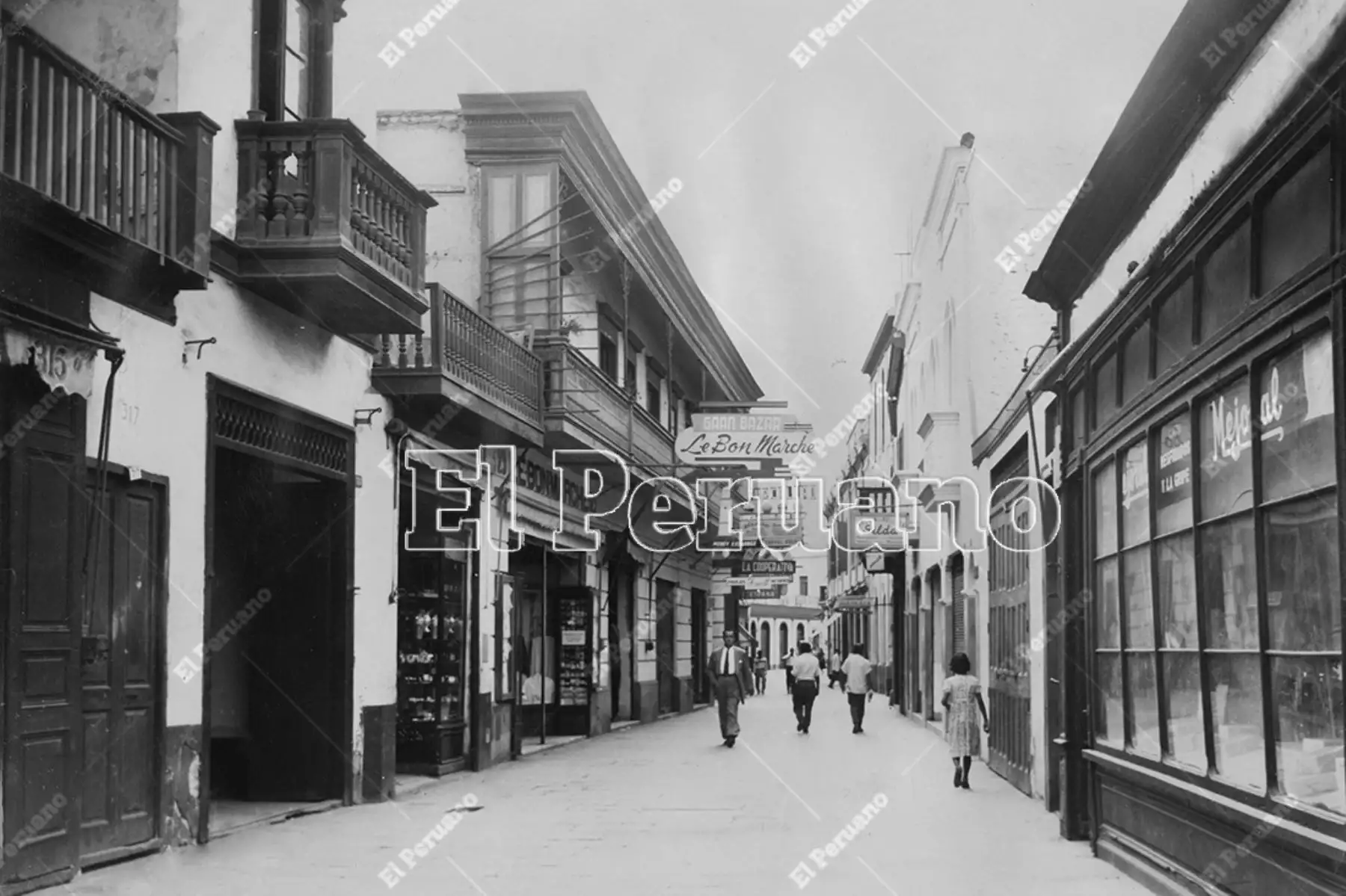 Callao - 1952 / Calle La Misión, tradicional espacio público del primer puerto.
 Foto: Archivo Histórico de El Peruano