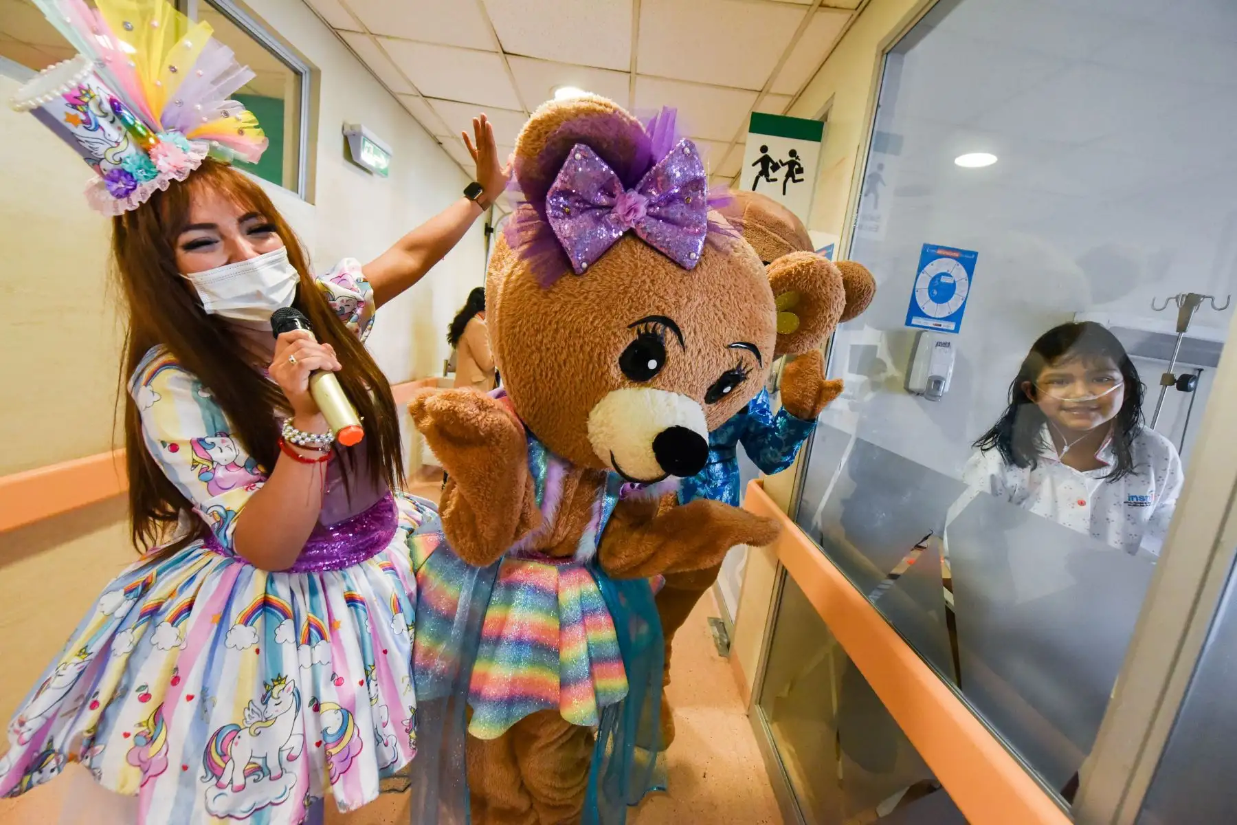 Momentos de magia y alegría vivieron cerca de 300 menores que se encuentran hospitalizados en el INSN-San Borja, durante las celebraciones por el Día del Niño. Foto: INSN-San Borja