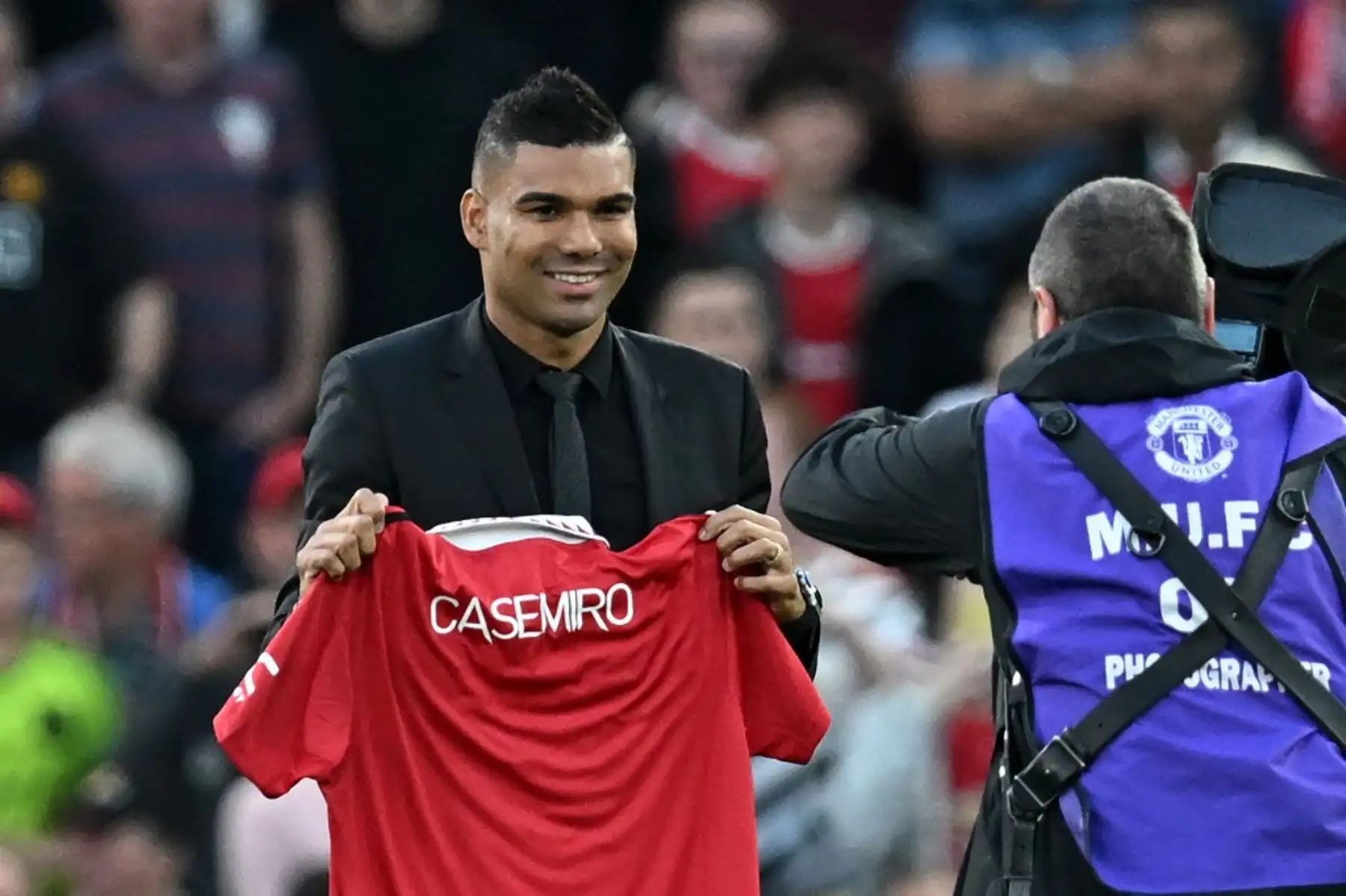 Casemiro ya firmó por el Manchester United hasta el 2026