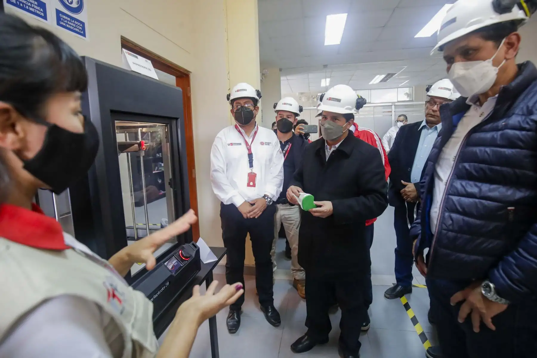 Presidente de la República, Pedro Castillo, inspecciona el Centro de Innovación Productiva y Transferencia Tecnológica de cuero y calzado de Trujillo (CITEccal Trujillo). Foto: ANDINA/ Prensa Presidencia Presidente de la República, Pedro Castillo, inspecciona el Centro de Innovación Productiva y Transferencia Tecnológica de cuero y calzado de Trujillo (CITEccal Trujillo). Foto: ANDINA/ Prensa Presidencia