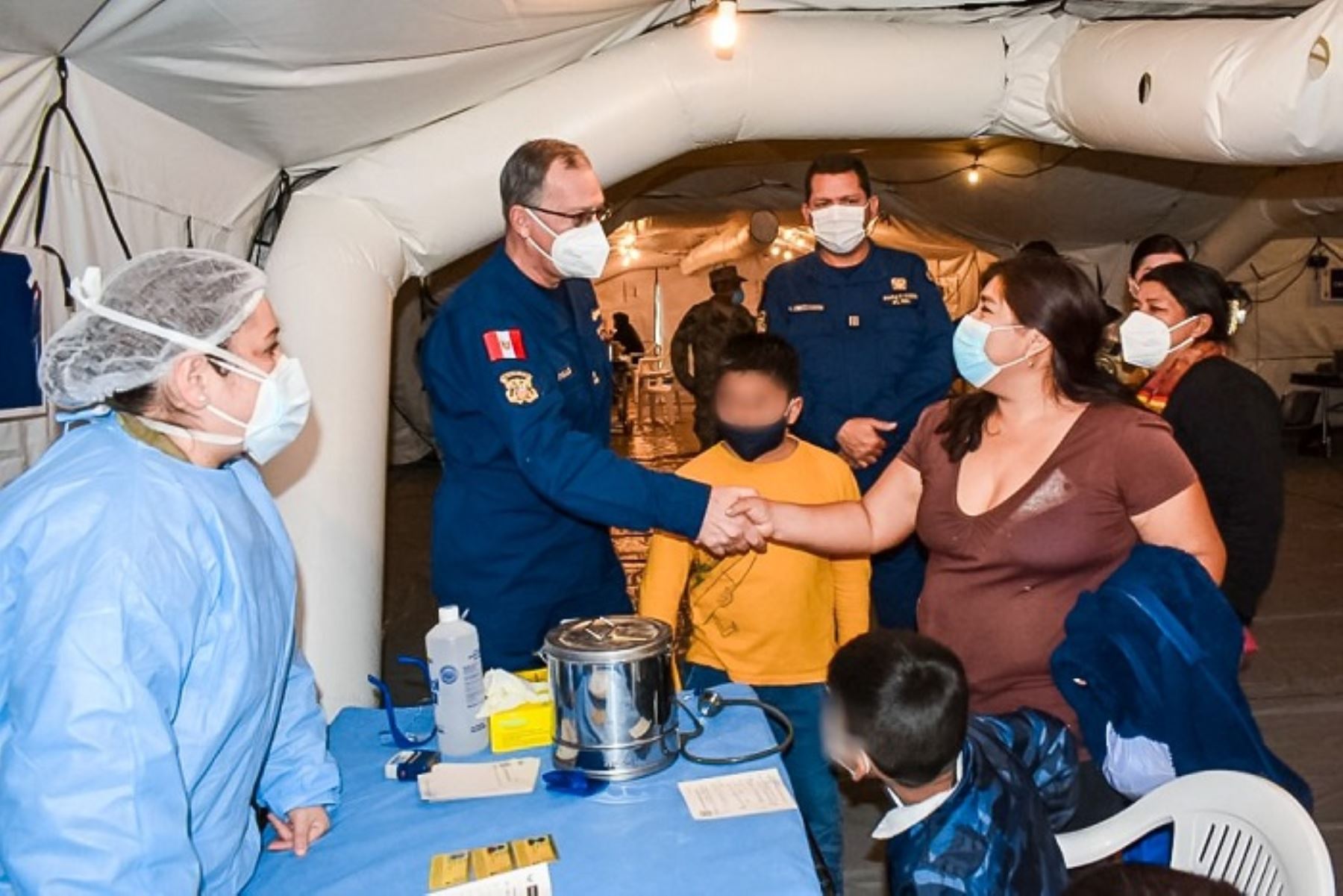 Marina de Guerra del Perú realizó operación "Costa Solidaria II" en el distrito de San Andrés, provincia iqueña de Pisco.