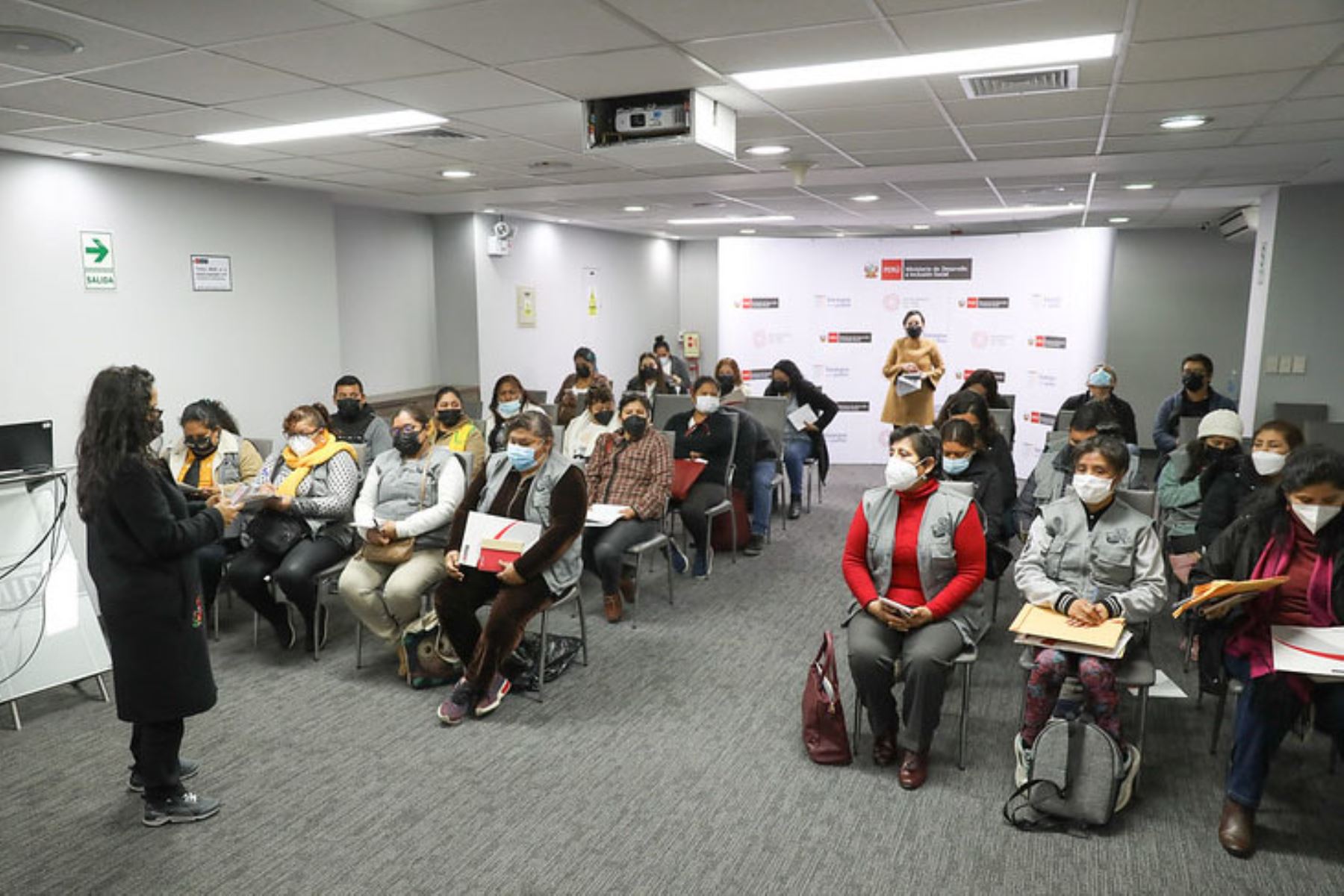 Jornadas de trabajo con las representantes de las ollas comunes de Lima. Foto: ANDINA/Difusión