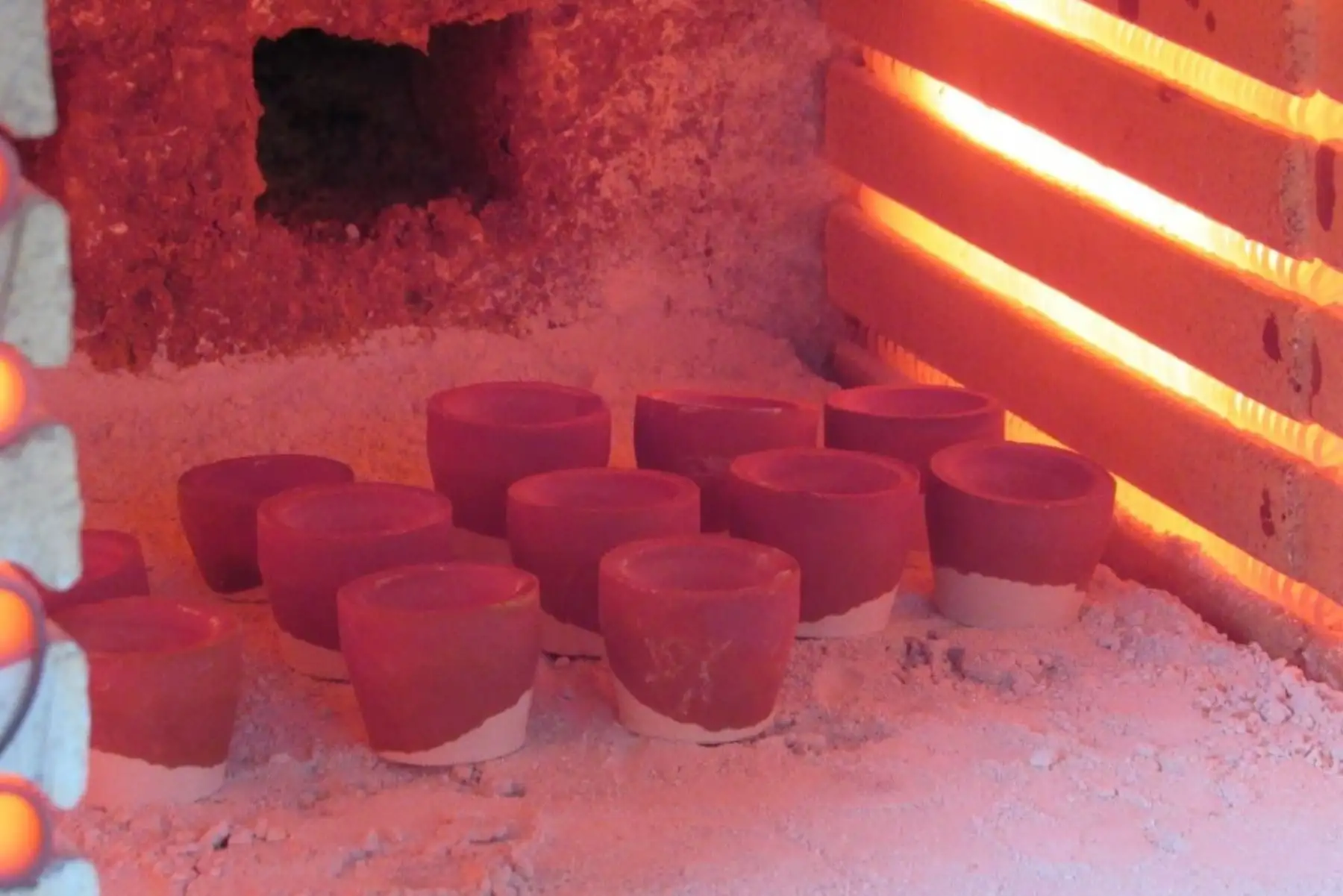 El Laboratorio de Química del Ingemmet logra el mejor resultado en el ensayo de aptitud de oro realizado por reconocido ente chileno. Foto: Ingemmet