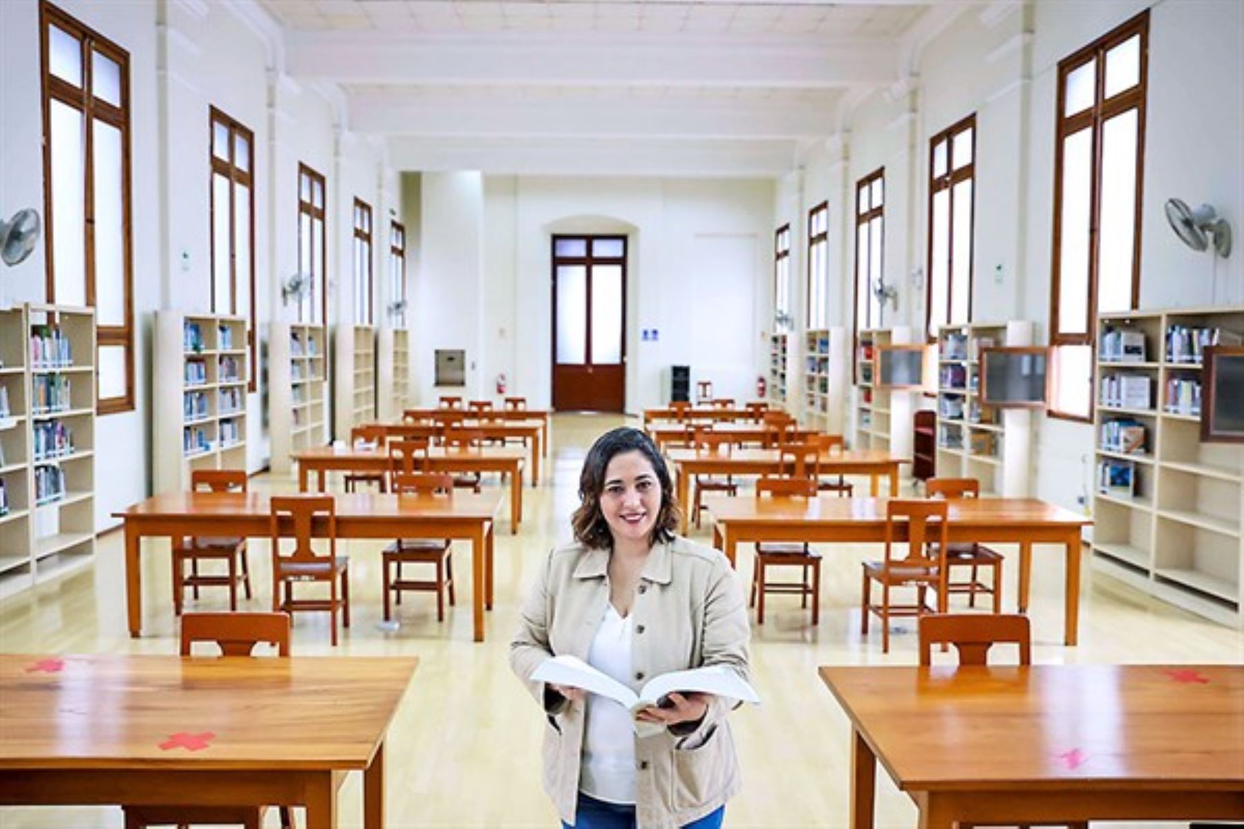 Conoce todos los servicios digitales y físicos que ofrece la Biblioteca Nacional del Perú.