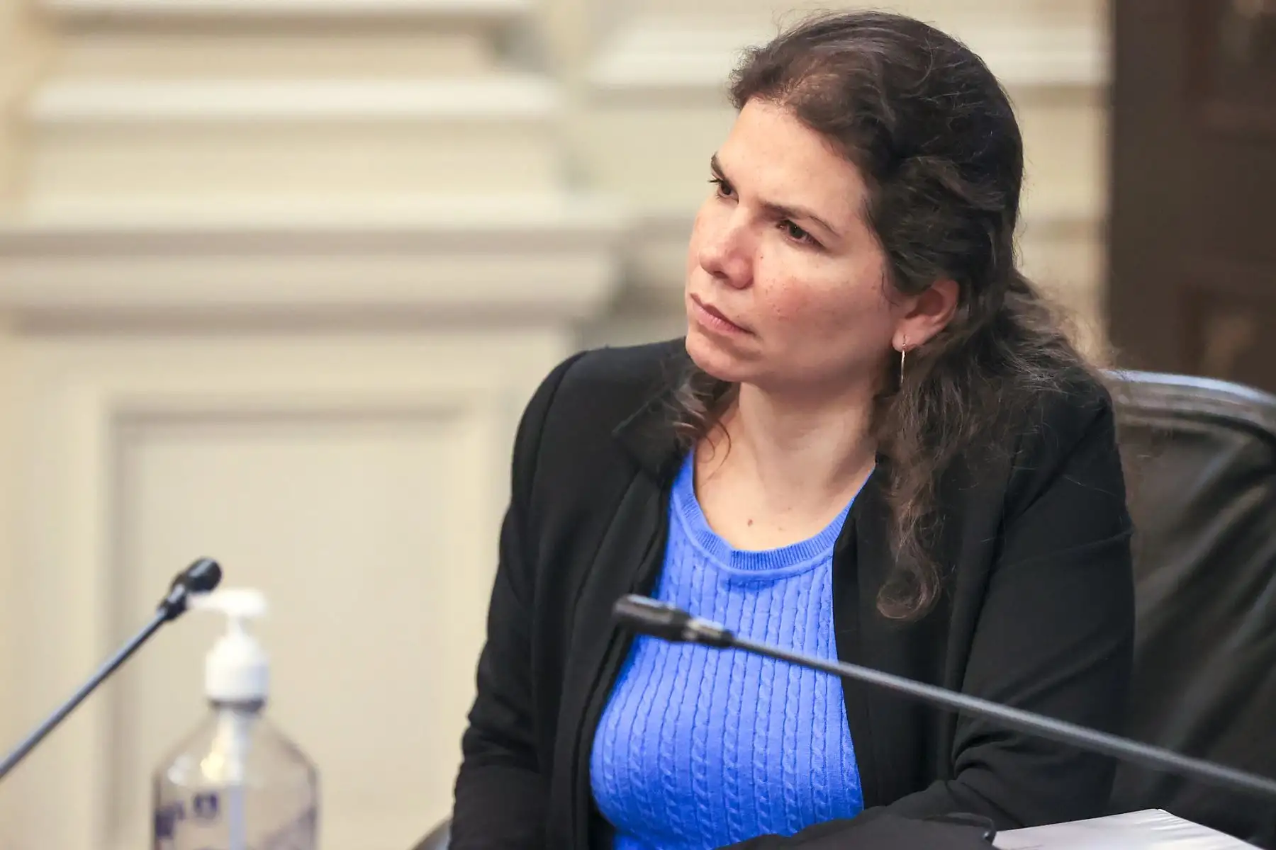 Presidente de la República, Pedro Castillo lidera sesión de Consejo de Ministros en Palacio de Gobierno. En la imagen,  la ministra de Estado en el despacho de Mujer y Poblaciones Vulnerables, Claudia Liliana Dávila Moscoso. 
Foto: ANDINA/Prensa Presidencia