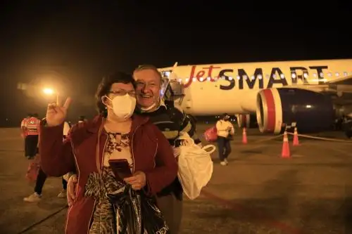 Arribo de pasajeros al aeropuerto de Iquitos. Foto: cortesía.