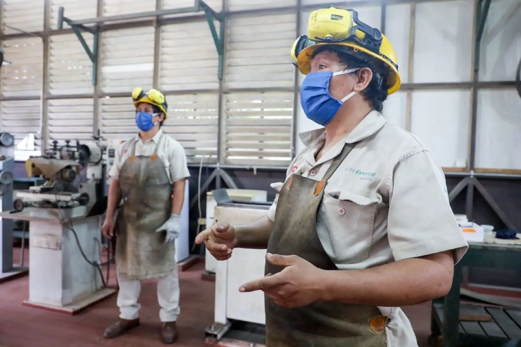 Trabajadores.