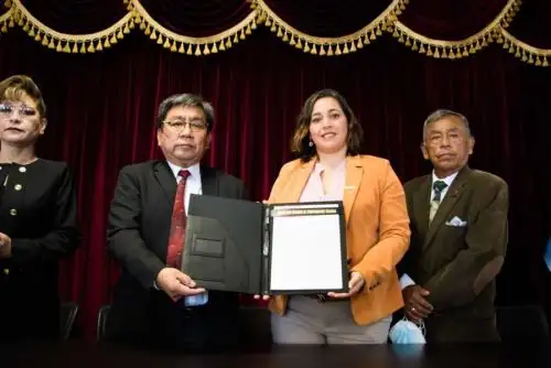 En el marco de los 201 años de creación institucional, la Biblioteca Nacional del Perú acreditó el primer centro de acopio desconcentrado del depósito legal mediante la suscripción del Convenio Marco con la Universidad Nacional San Luis Gonzaga de Ica.