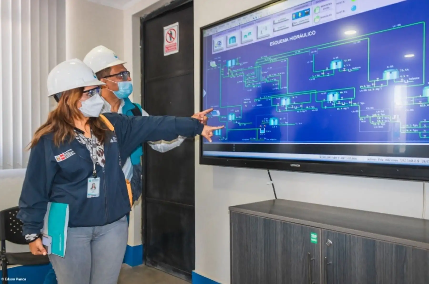 Casi un millón de soles transfirió el Organismo Técnico de la Administración de los Servicios de Saneamiento (Otass) a la EPS Moquegua para financiar la repotenciación del sistema de control, supervisión y adquisición de datos “Scada” con el que cuenta la empresa y para mejorar la gestión operacional y comercial de los servicios de saneamiento de la urbanización Jardines de Villa, en el distrito de Samegua, en beneficio de 70 mil pobladores.