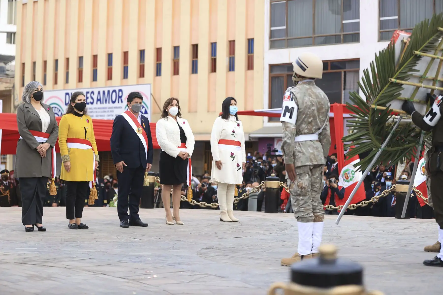 Presidente de la República, Pedro Castillo, participa en homenaje a la mujer tacneña por el 93° aniversario de la reincorporación de Tacna al Perú. Foto: Presidencia Perú