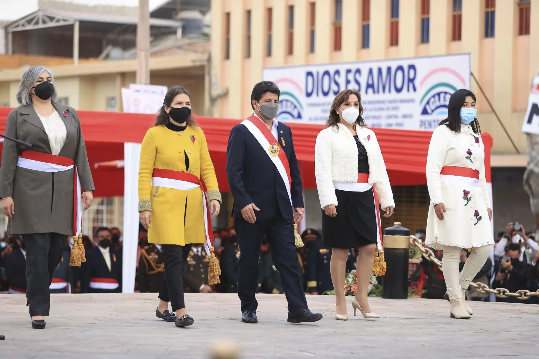 Presidente de la República, Pedro Castillo, participa en homenaje a la mujer tacneña por el 93° aniversario de la reincorporación de Tacna al Perú. Foto: Presidencia Perú