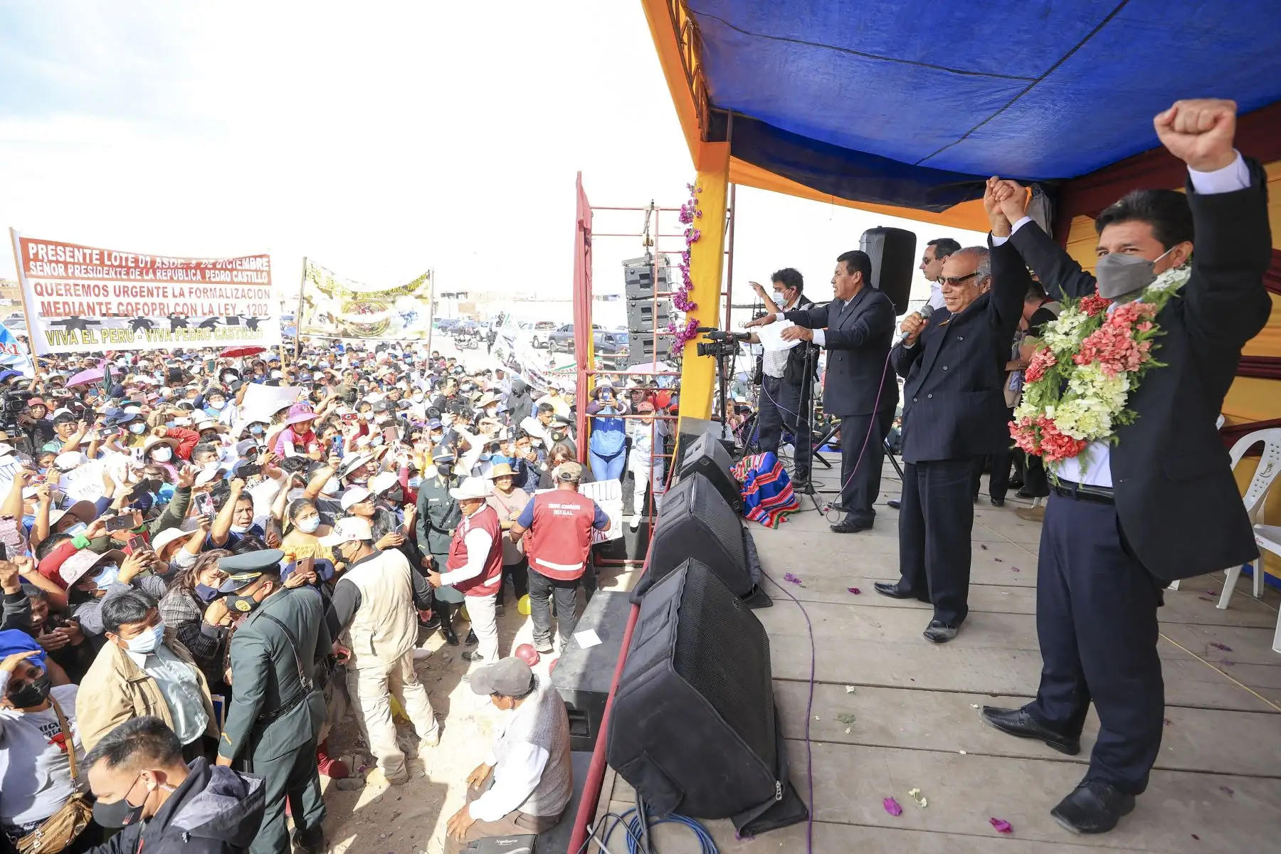 El presidente de la República, Pedro Castillo, se reúne con la población de Gregorio Albarracín, en Tacna. Foto: ANDINA/Prensa Presidencia