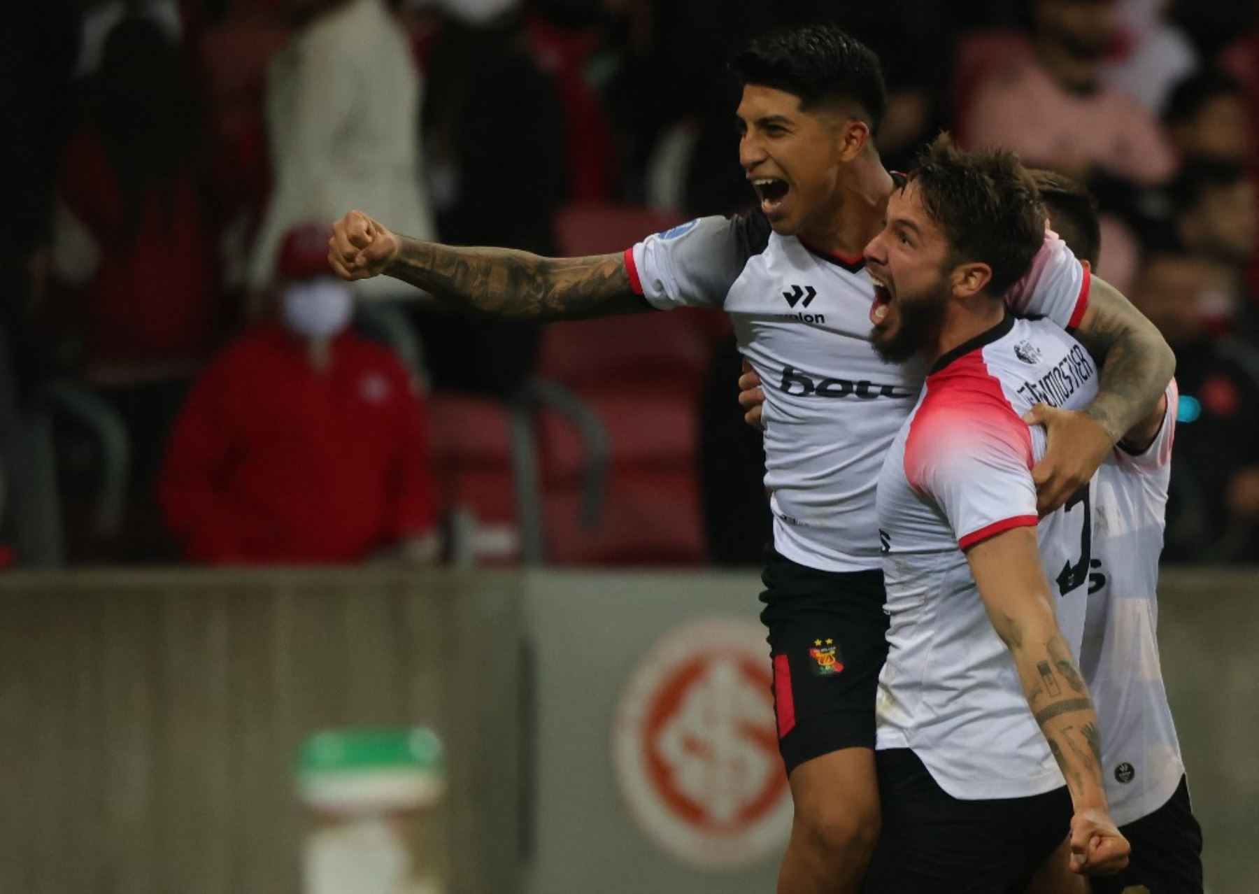 Melgar buscará sorprender al Independiente del Valle en Quito por el partido de ida de las semifinales de la Copa Sudamericana