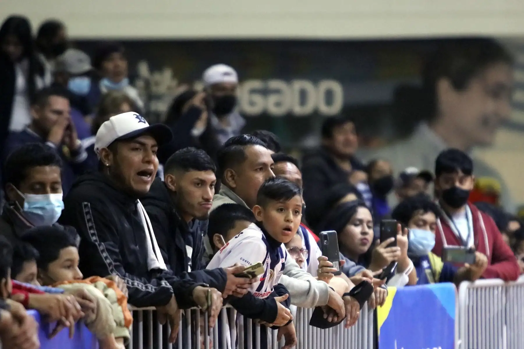 Perú se consagra campeón de Futsal Down. Durante dos días, el Polideportivo 1 de la sede Legado VIDENA se llenó de color y emoción con el “1er Clásico del Pacífico” jugado entre Perú y Chile. Las graderías se abarrotaron de familias enteras e hinchas 
 Foto: Legado
