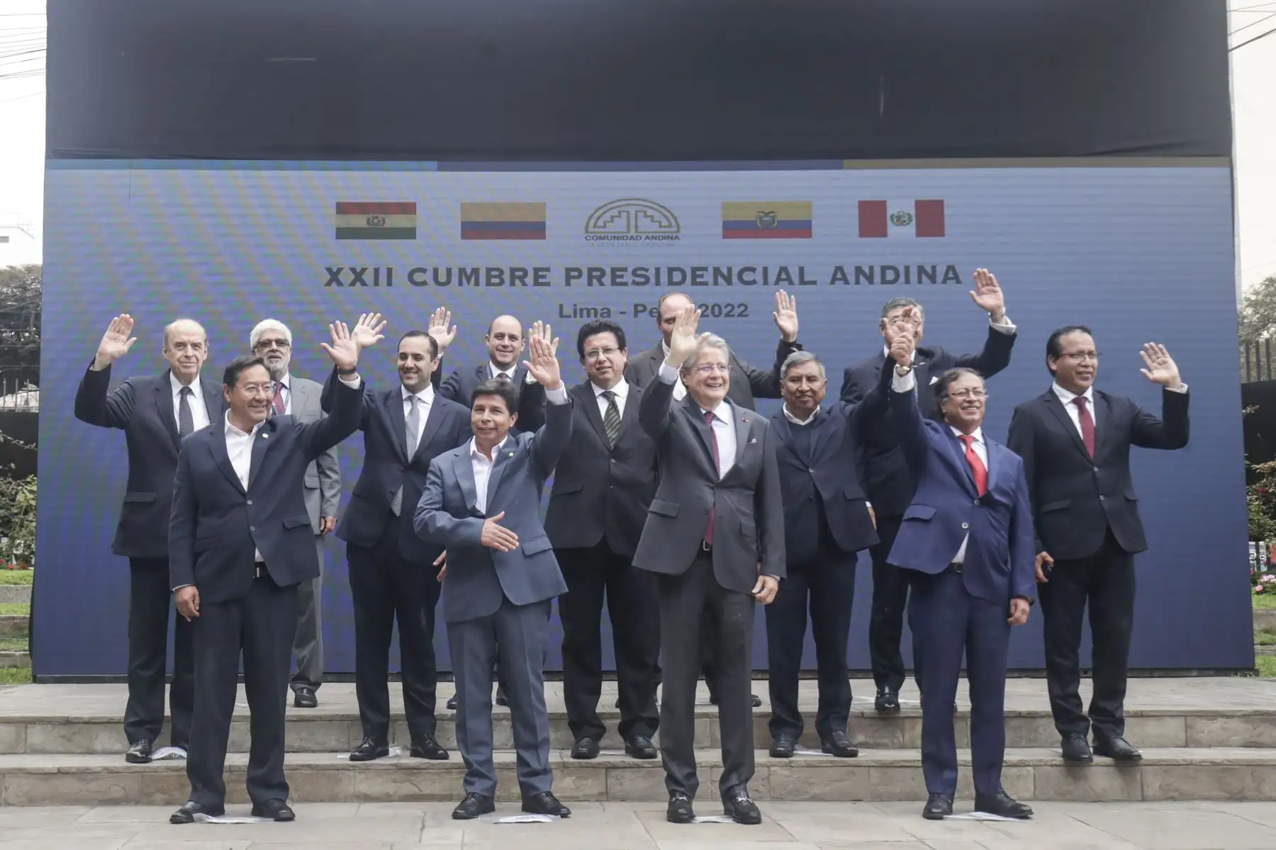 El jefe del Estado, Pedro Castillo, recibió la presidencia pro tempore de la Comunidad Andina de Naciones (CAN) de parte del presidente de Ecuador, Guillermo Lasso, para el periodo 2022 - 2023. Foto: AFP