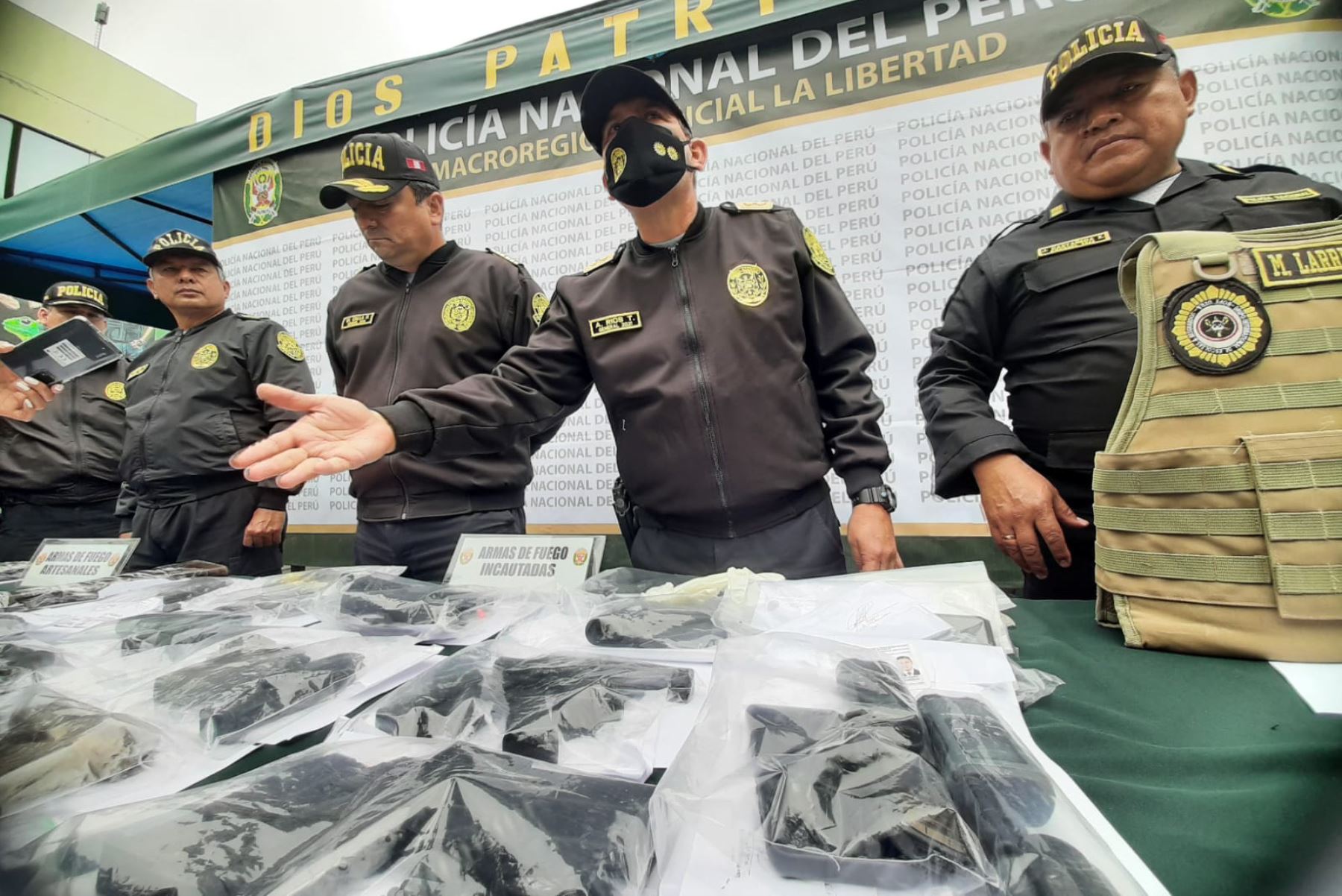 En las intervenciones en la región La Libertad se incautaron 82 armas de fuego de procedencia ilegal. Foto: Cortesía Luis Puell