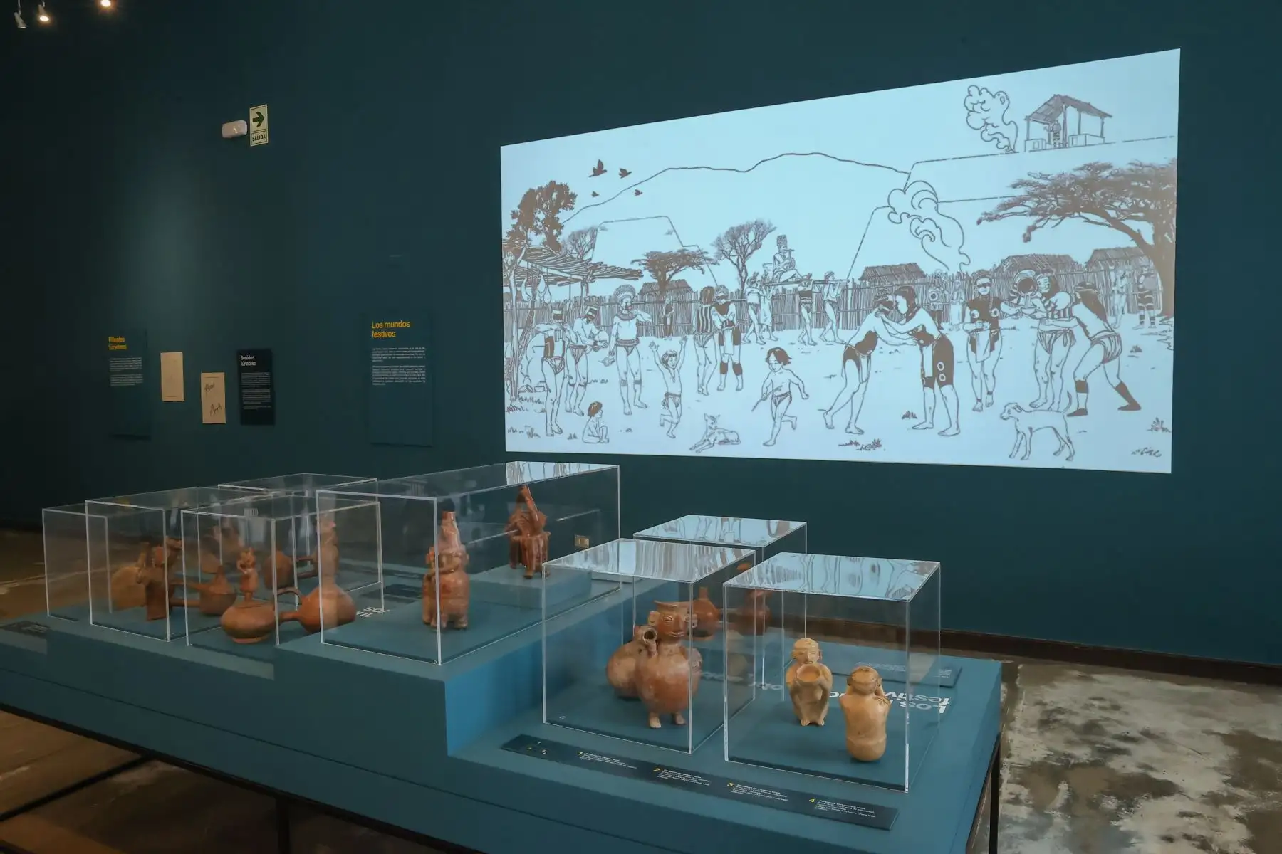 La muestra trabaja una periodización para esta cultura entre los 100 a.C. a 500 d.C., basado en el trabajo sistemático que hizo en Piura a finales de los ochenta la PUCP y que dirigió el arqueólogo Peter Kaulicke, sobre Vicús y Moche.
Foto: ANDINA/ Andrés Valle