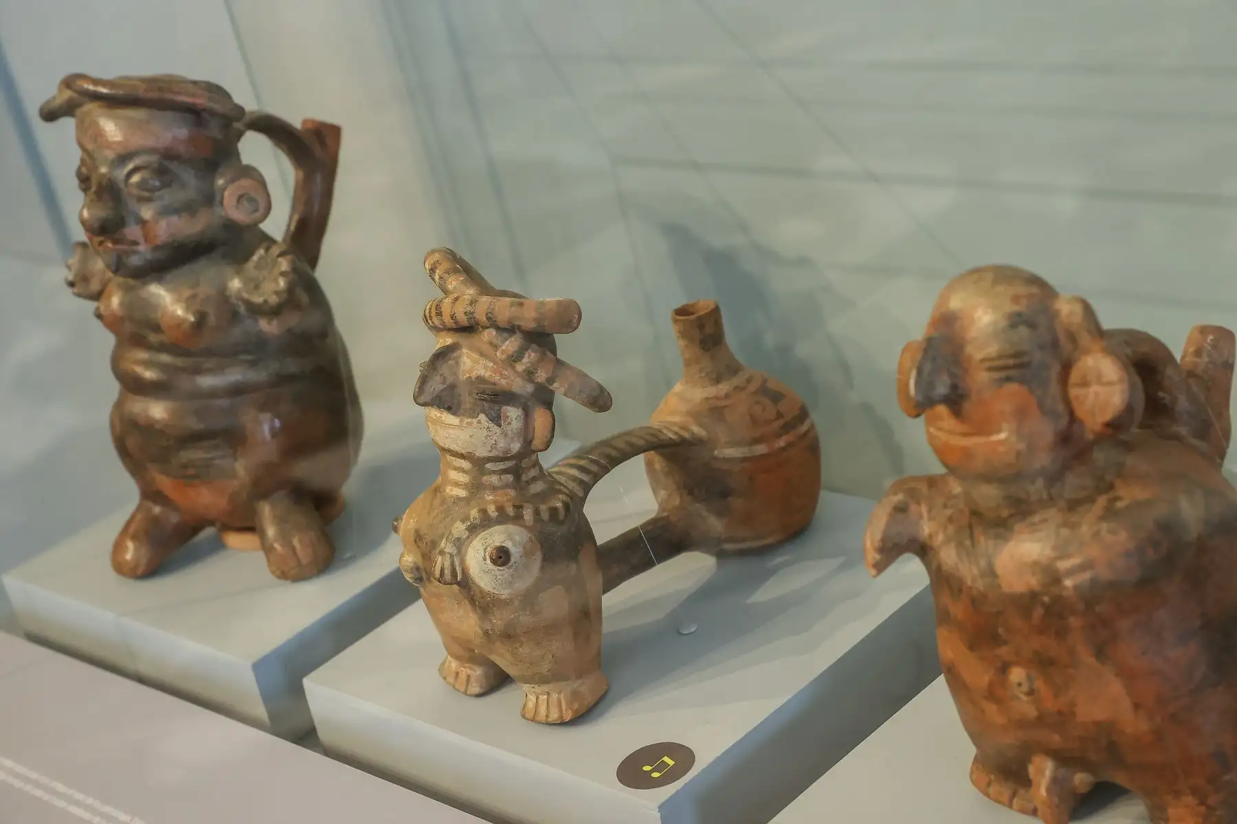 Los objetos que se exhiben en la sala del Mucen fueron encontrados en las excavaciones que se realizaron a partir de la década de 1960 en Piura.
Foto: ANDINA/ Andrés Valle