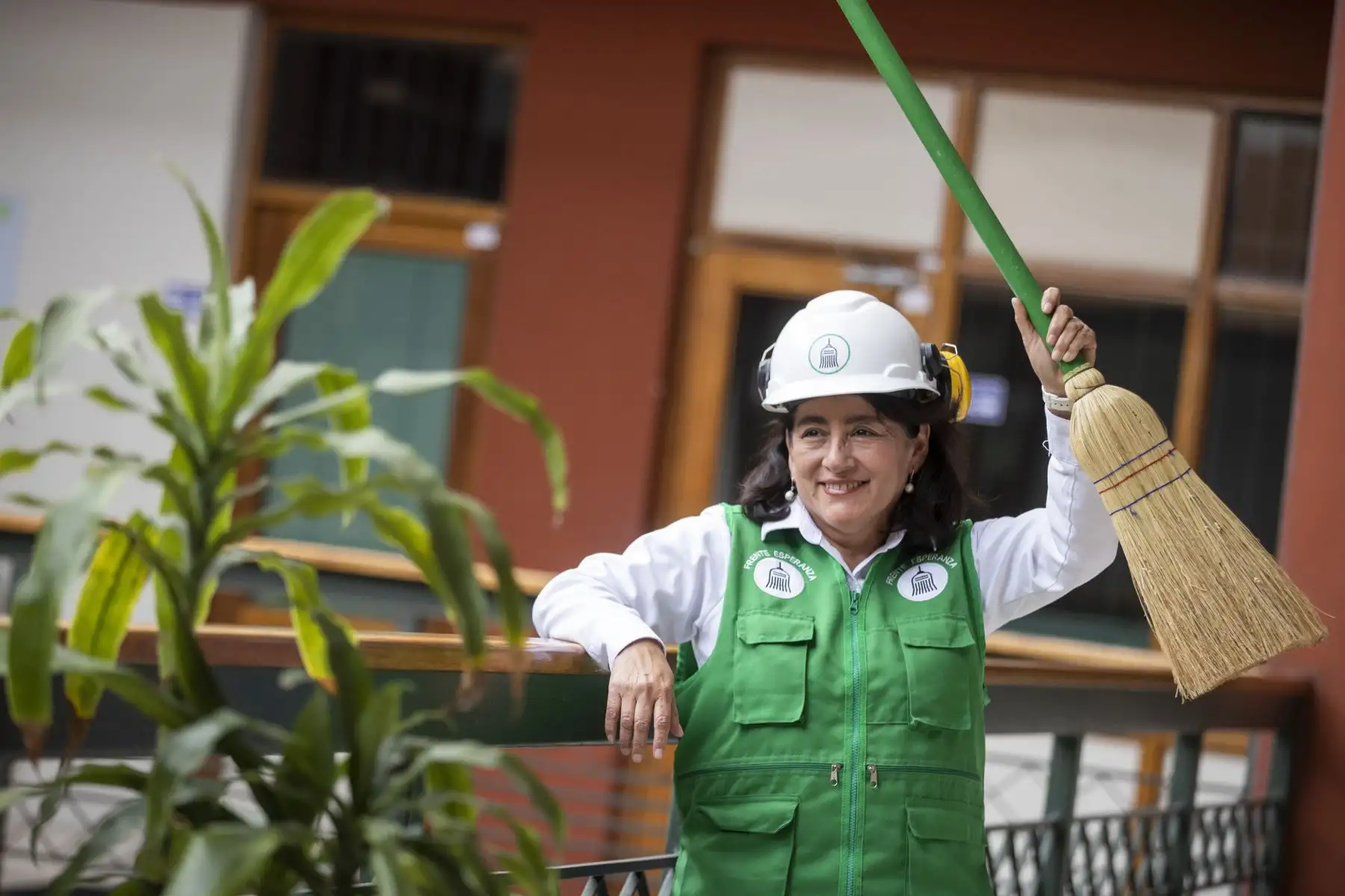 Elizabeth León, es la única mujer en la contienda por el sillón municipal, candidata por el partido político Frente de la Esperanza, agrupación política fundada por el político Fernando Olivera. Foto: ANDINA/Carla Patiño