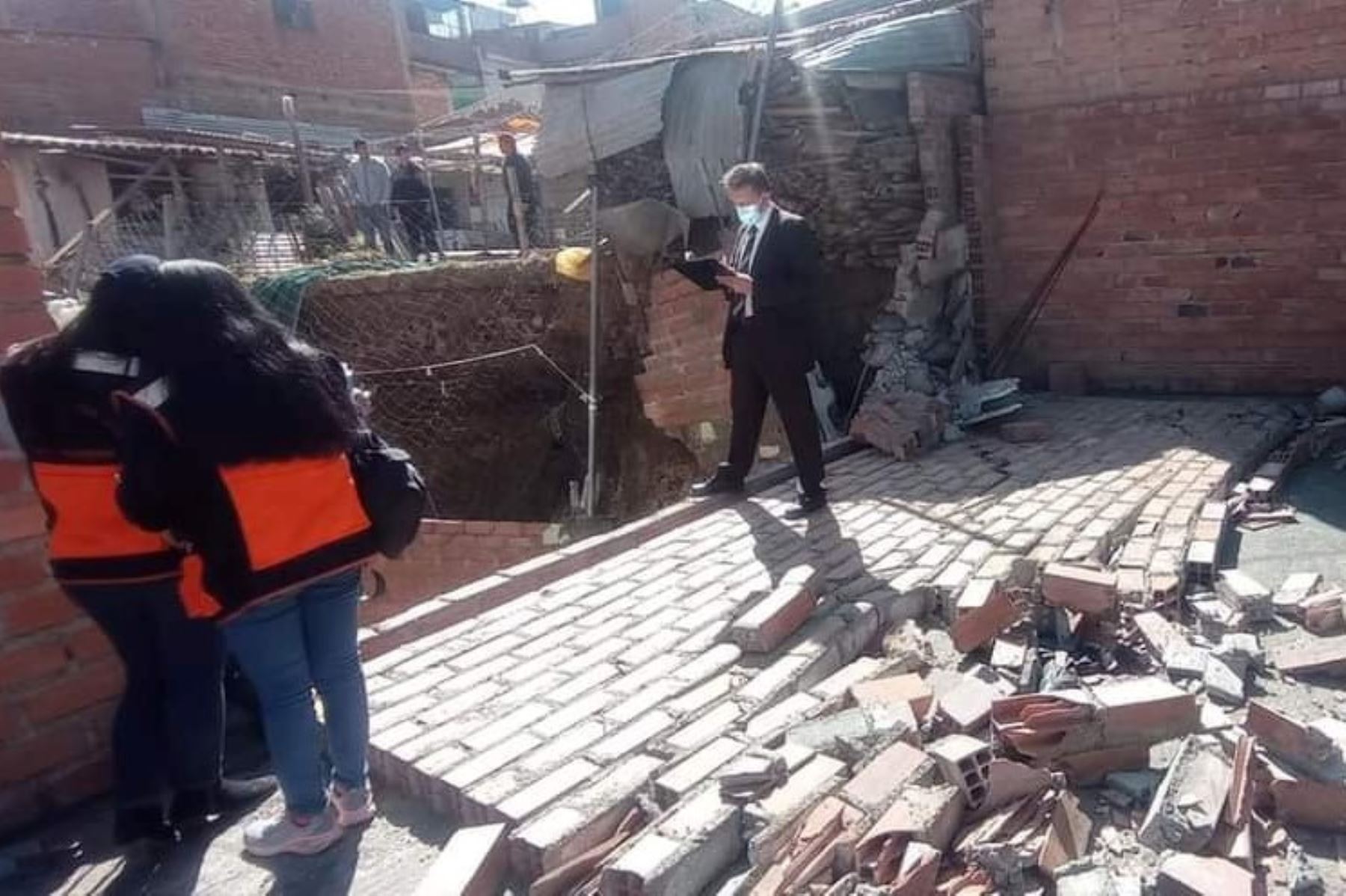 El derrumbe de la pared ocurrió en la zona de Villón Bajo, un barrio de Huaraz, región Áncash.